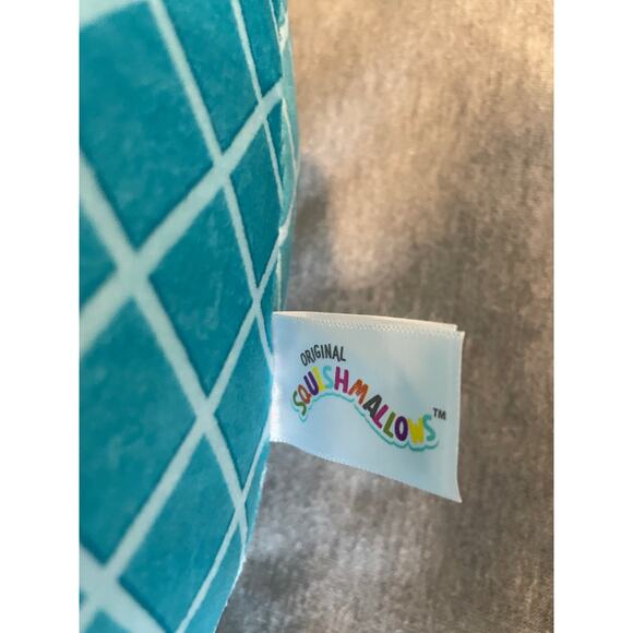 Squishmallows 11" Bertie the Blue Ice Cream Taco Plush Toy - Picture 3 of 3